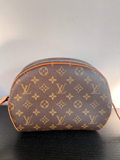 Louis Vuitton Vintage Blois Monogram Crossbody Bag