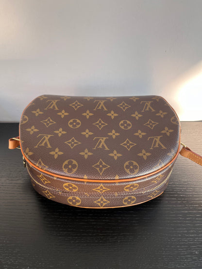 Louis Vuitton Vintage Blois Monogram Crossbody Bag