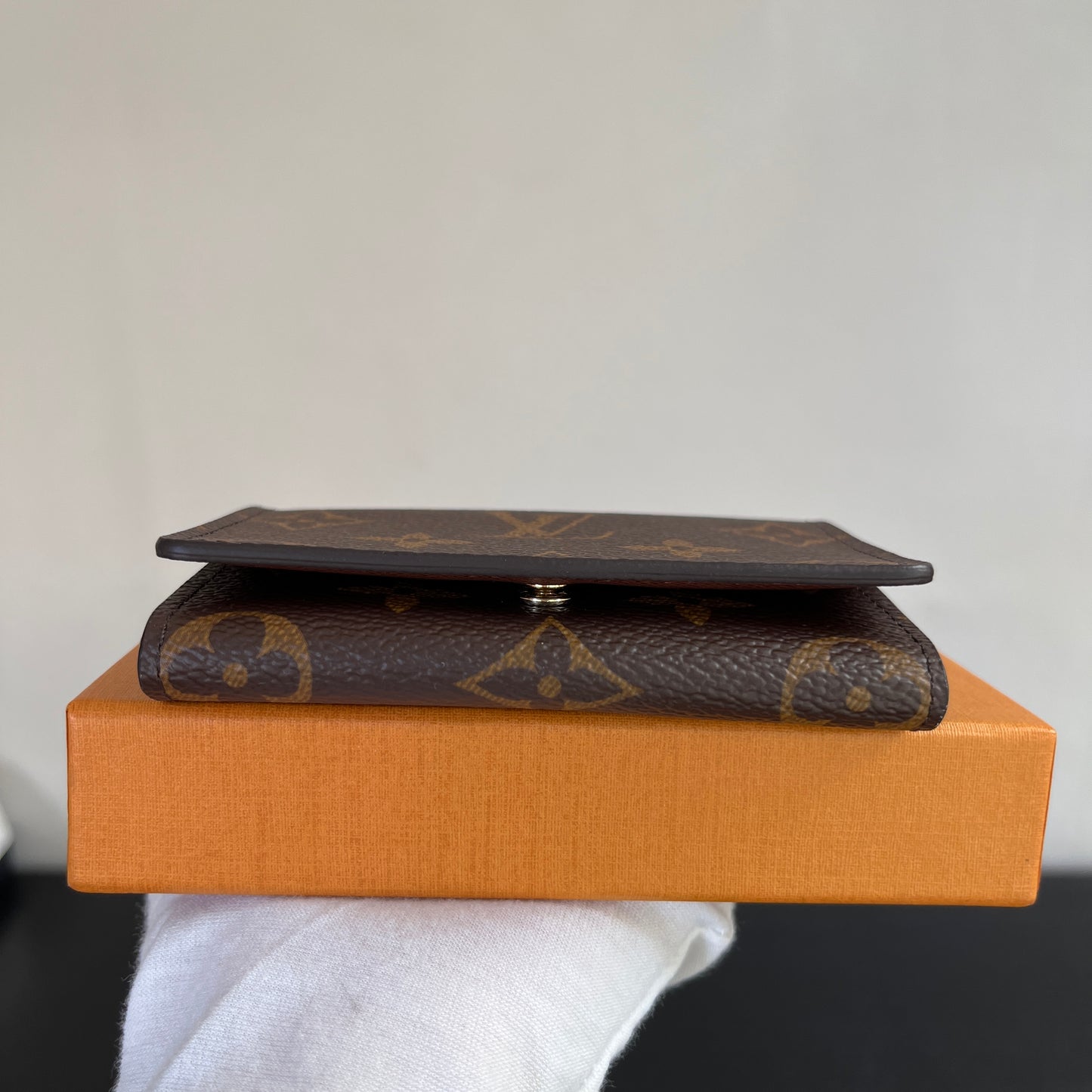 Louis Vuitton Monogram Enveloppe Carte De Visite