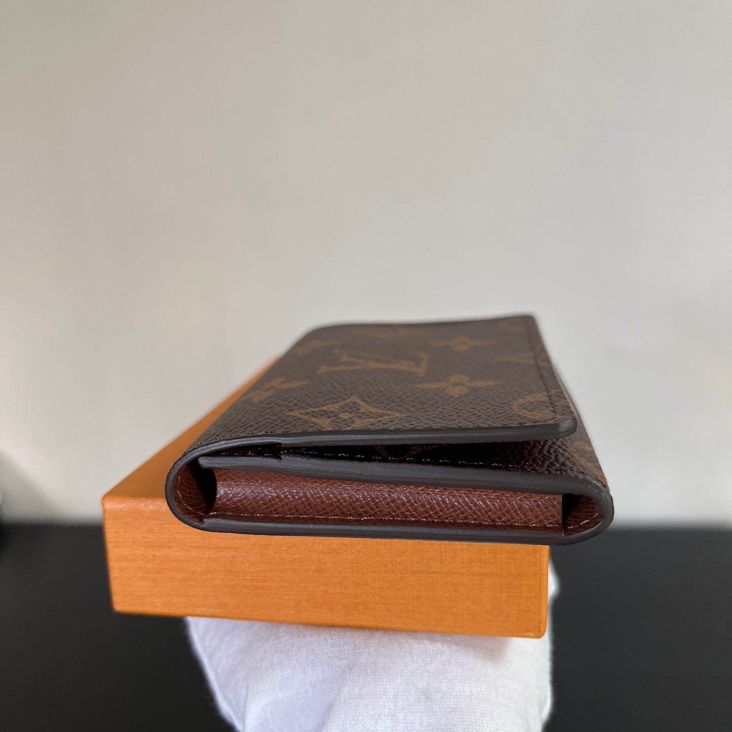 Louis Vuitton Monogram Enveloppe Carte De Visite