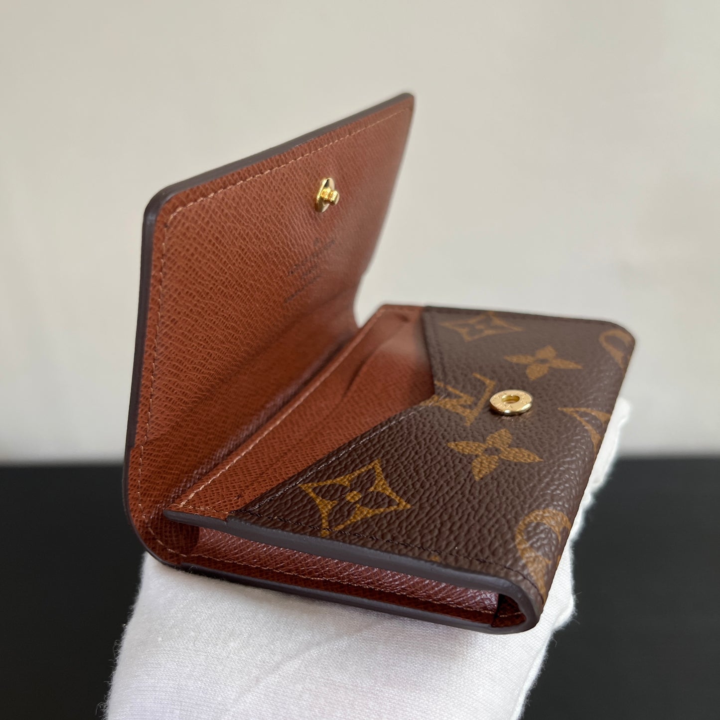 Louis Vuitton Monogram Enveloppe Carte De Visite