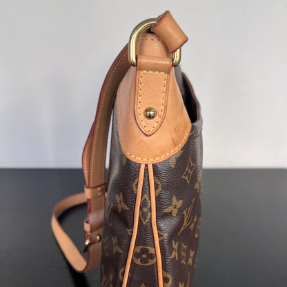 Louis Vuitton Old Odéon MM Monogram