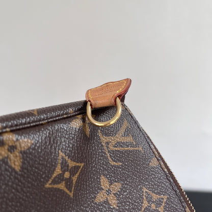 Louis Vuitton Vintage Pochette Monogram