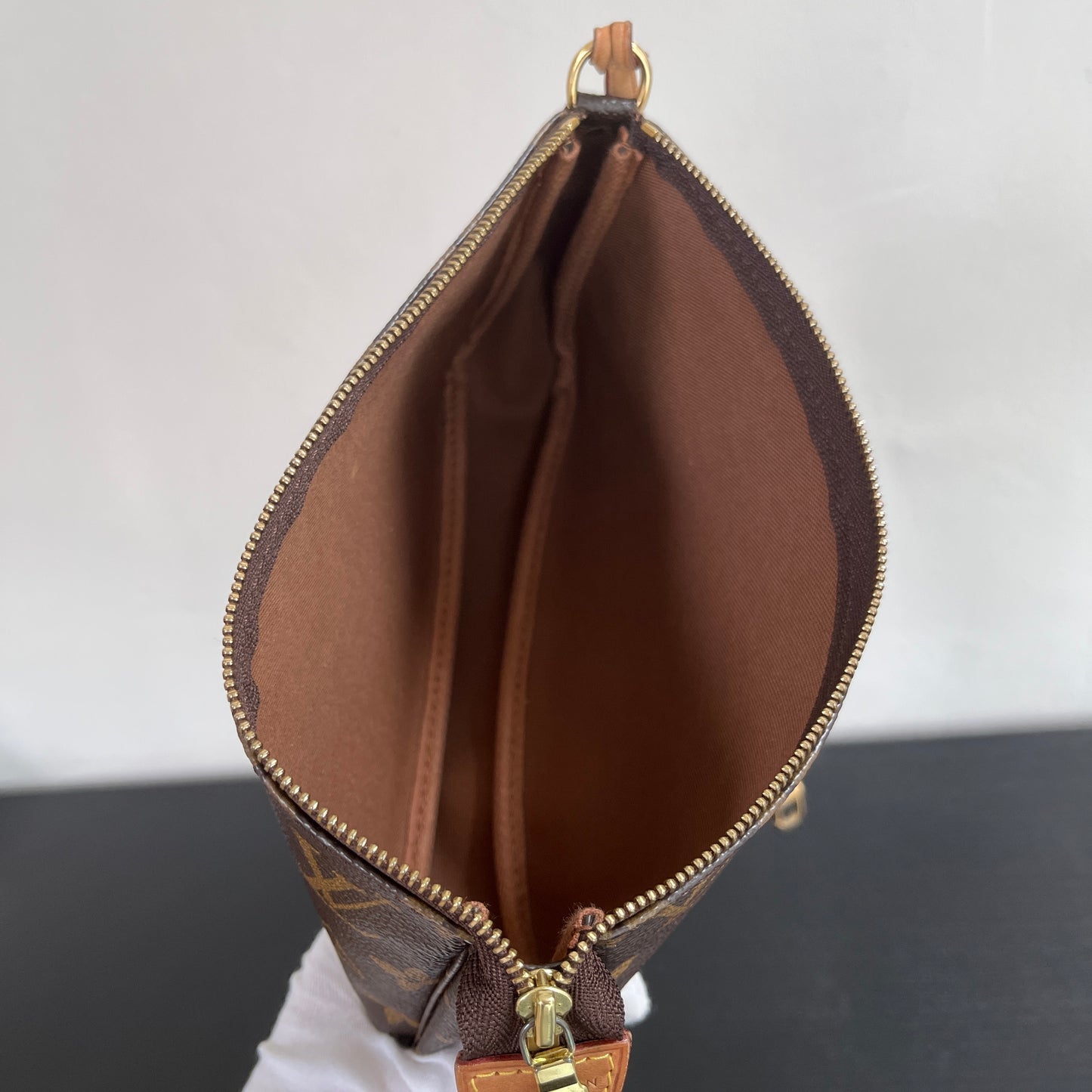 Louis Vuitton Vintage Pochette Monogram