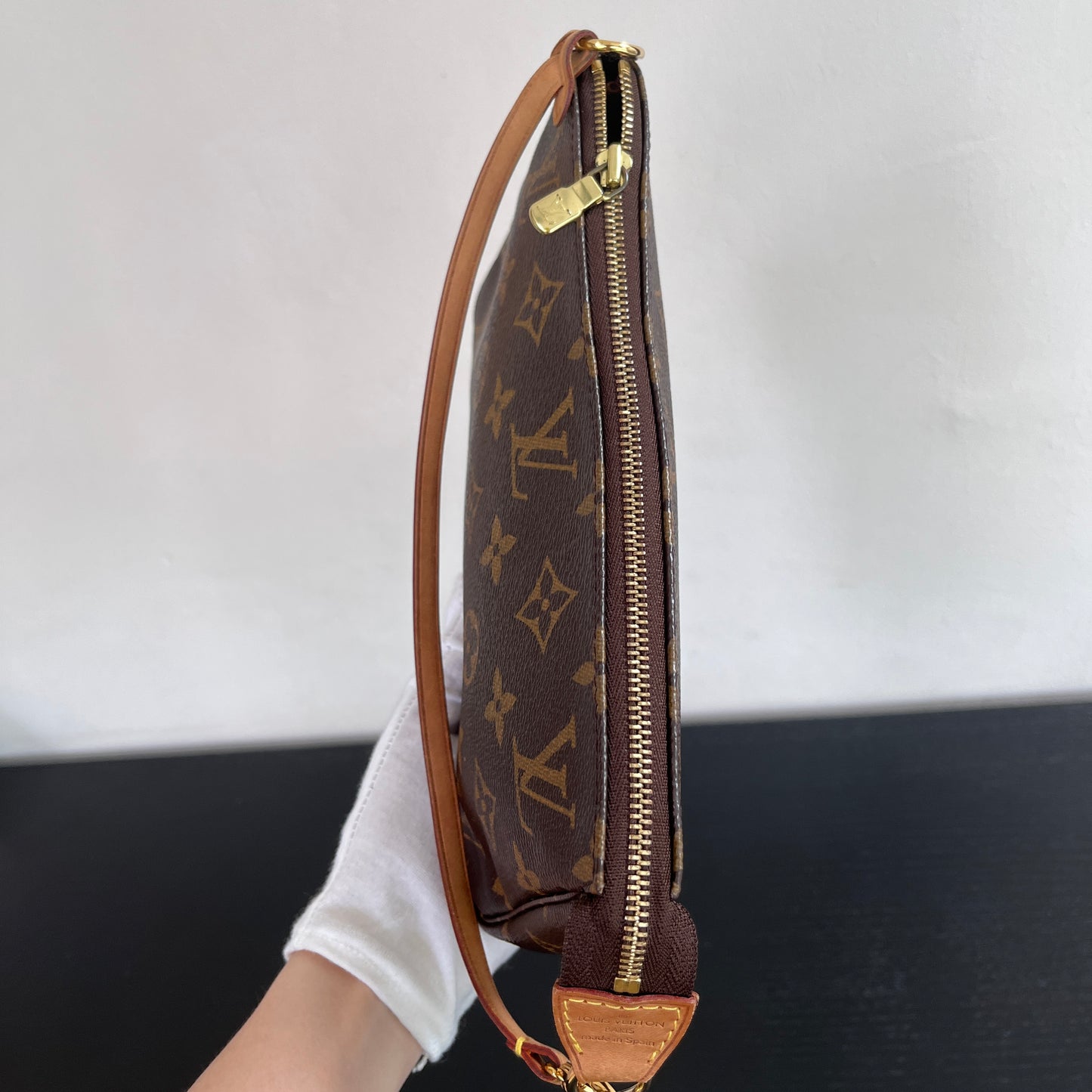 Louis Vuitton Vintage Pochette Monogram