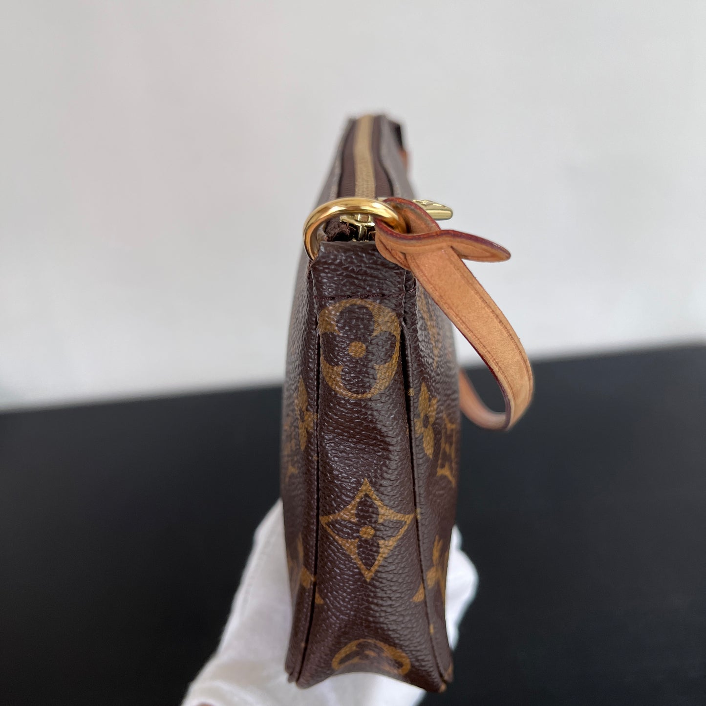 Louis Vuitton Vintage Pochette Monogram