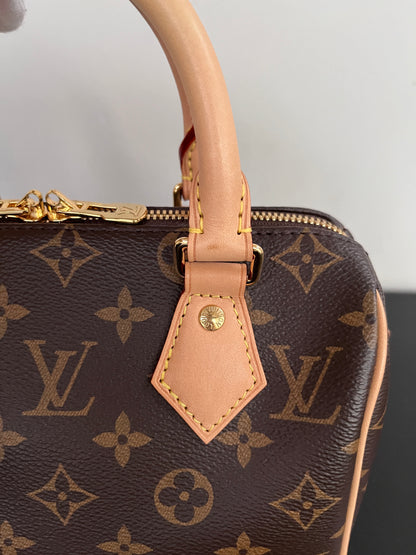 Louis Vuitton Speedy Bandoulière 20 Monogram NO LOCK & KEYS