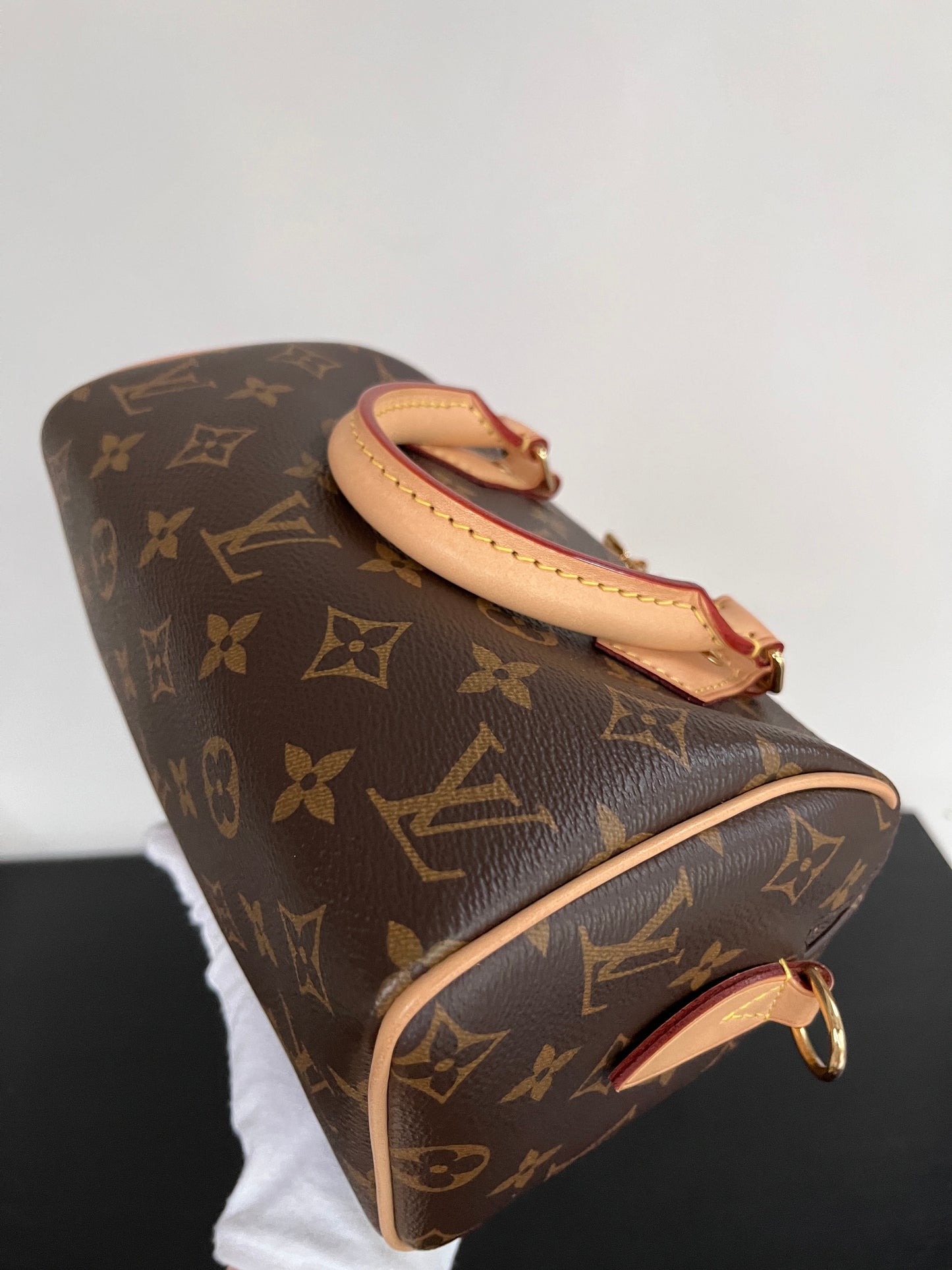 Louis Vuitton Speedy Bandoulière 20 Monogram NO LOCK & KEYS