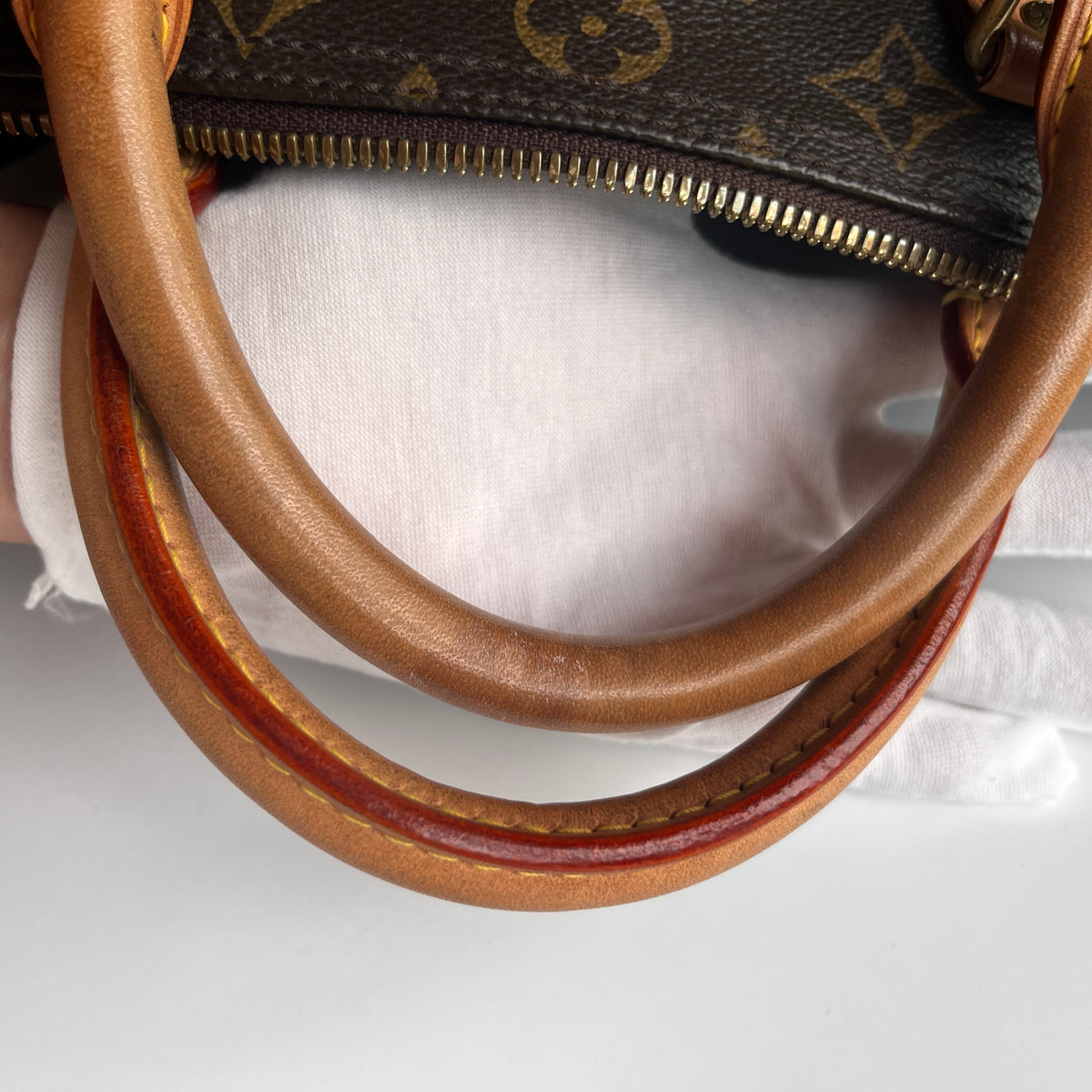 Louis Vuitton Speedy Bandoulière 30 Monogram Crossbody Bag