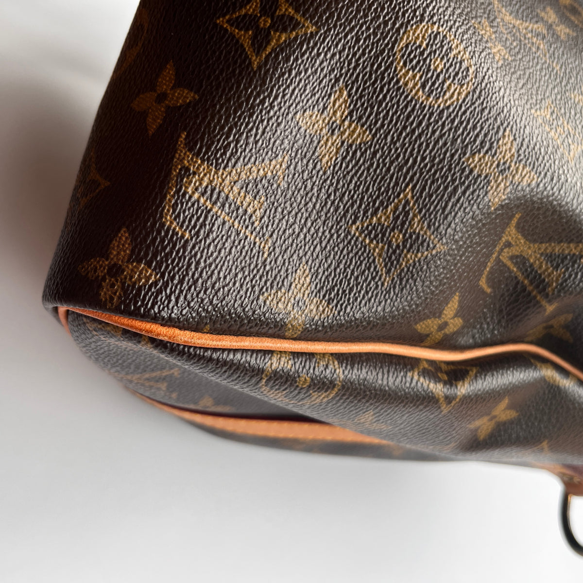 Louis Vuitton Speedy Bandoulière 30 Monogram Crossbody Bag