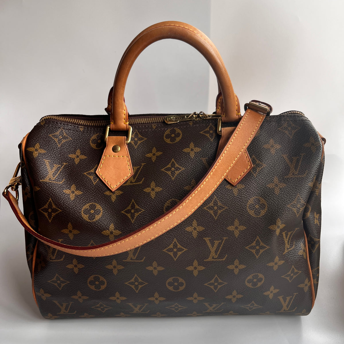 Louis Vuitton Speedy Bandoulière 30 Monogram Crossbody Bag