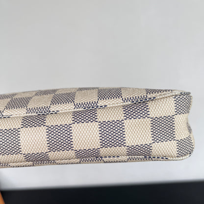 Louis Vuitton Pochette Damier Azur