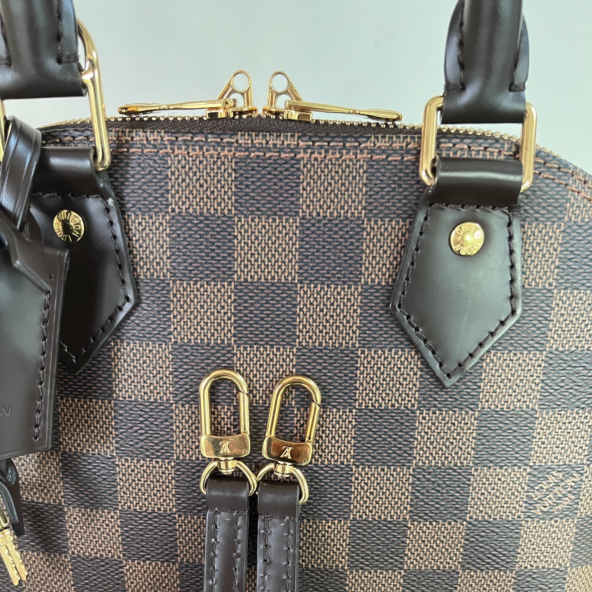 Louis Vuitton Alma BB Damier Ebène