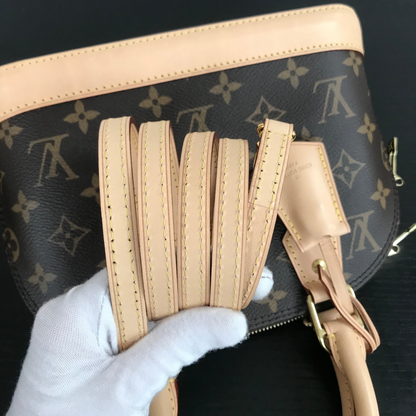 Louis Vuitton Alma BB Monogram