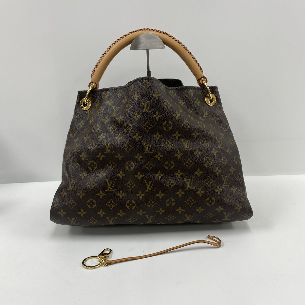 Buy pre-owned Louis Vuitton Artsy MM Monogram Boho Bag in Singapore