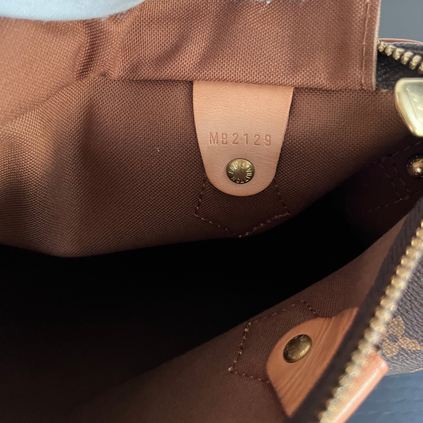 Louis Vuitton Speedy Bandoulière 25 Monogram date code location