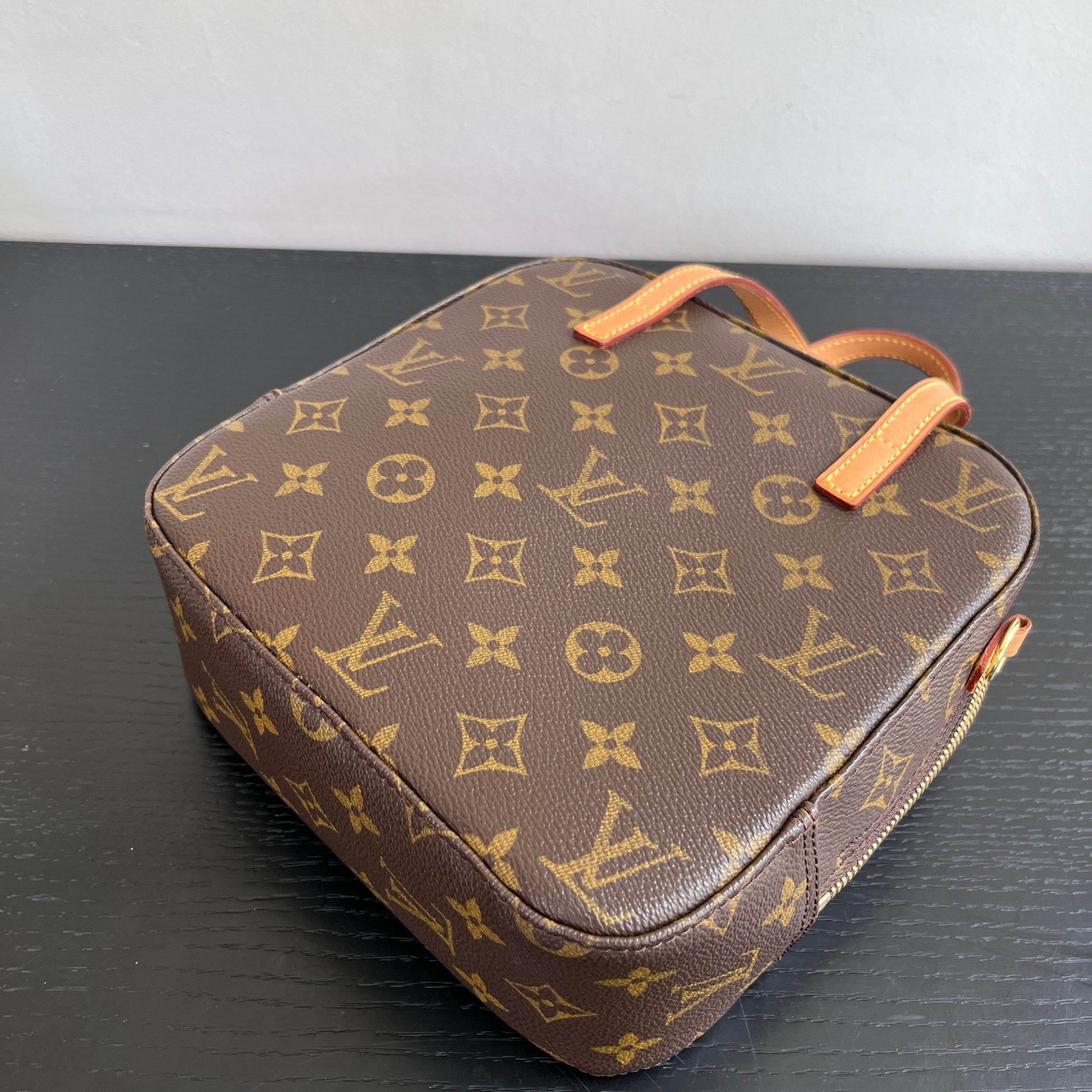 Louis Vuitton Vintage Spontini Monogram